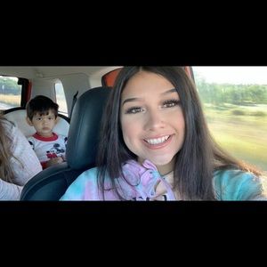 Meet your Posher, Jacey